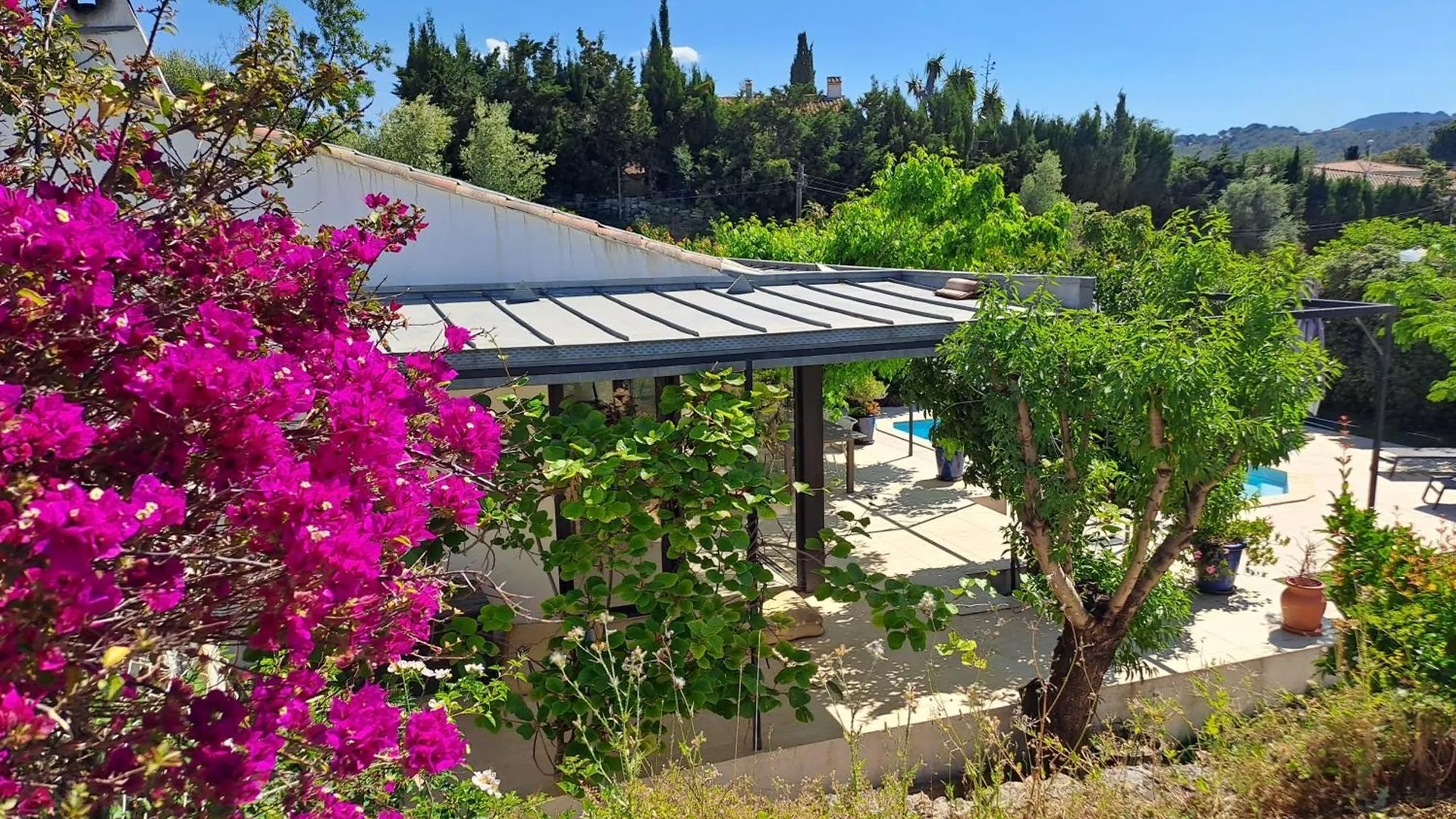 Villa Climatisee, Avec 3 Chambres , Piscine, Et Terrain Arbore Saint-Cyr-sur-Mer