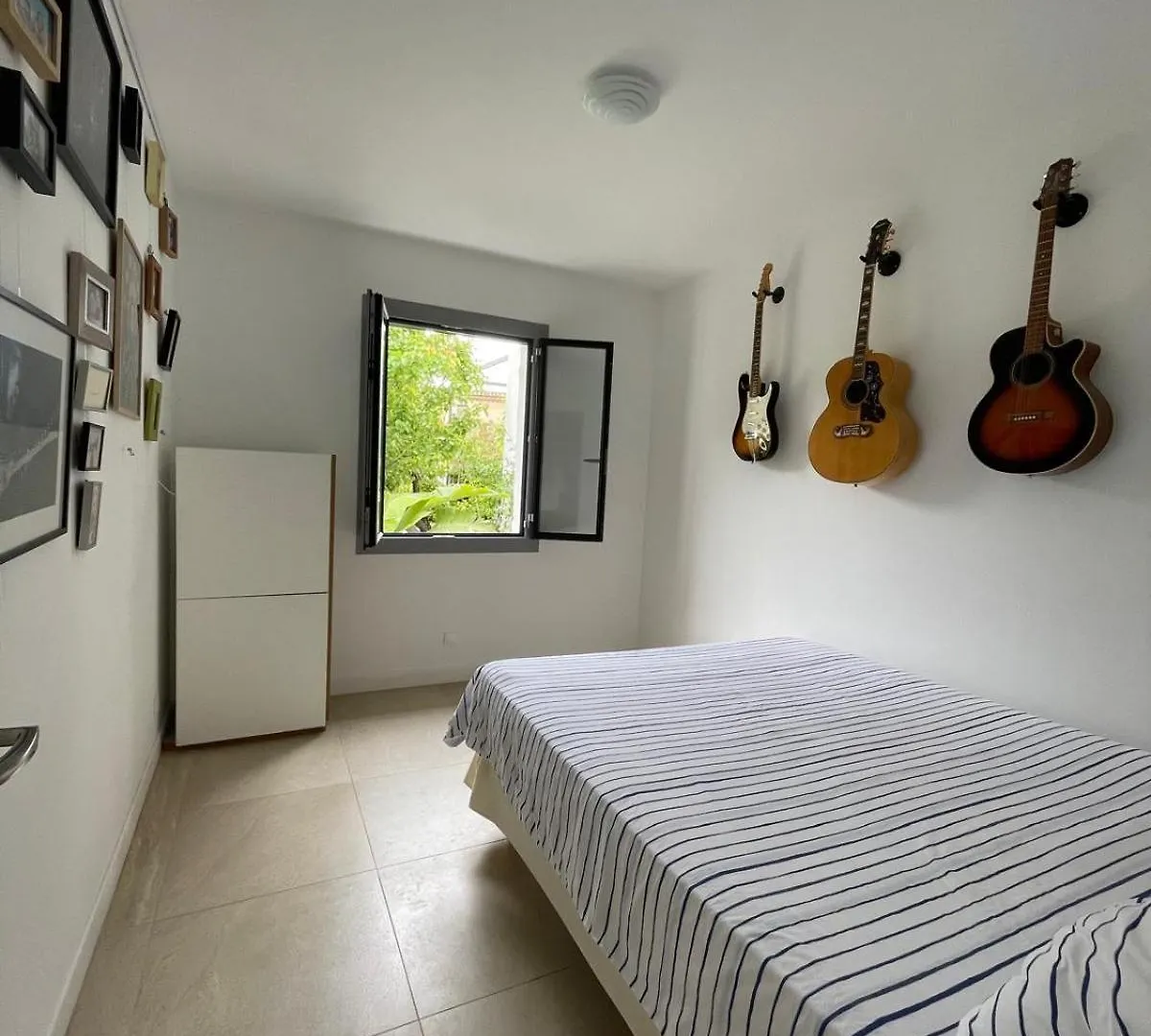 Villa Climatisee, Avec 3 Chambres , Piscine, Et Terrain Arbore Saint-Cyr-sur-Mer